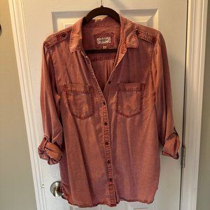 EXPRESS BOYFRIEND ACID WASH BUTTON DOWN SHIRT SIZE Large